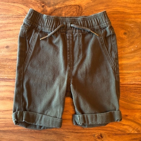 Hudson Navy Heather Sweat T-shirt & Green Shorts - Picture 6 of 13